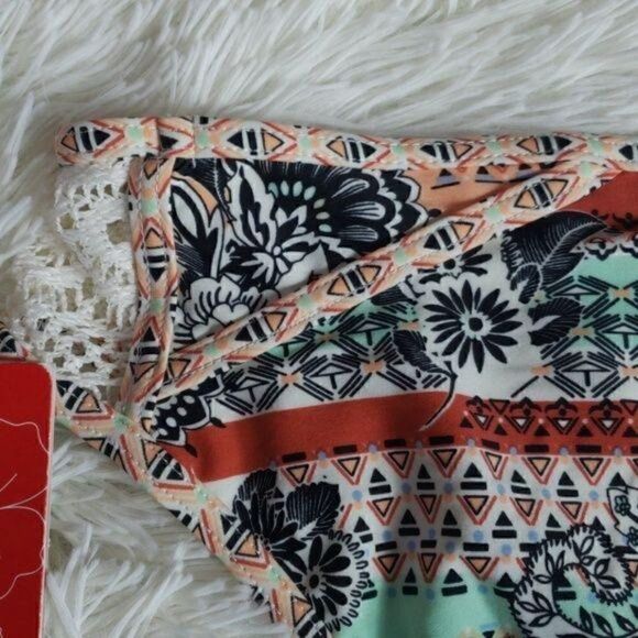 Bikini Bottom - Picture 8 of 8